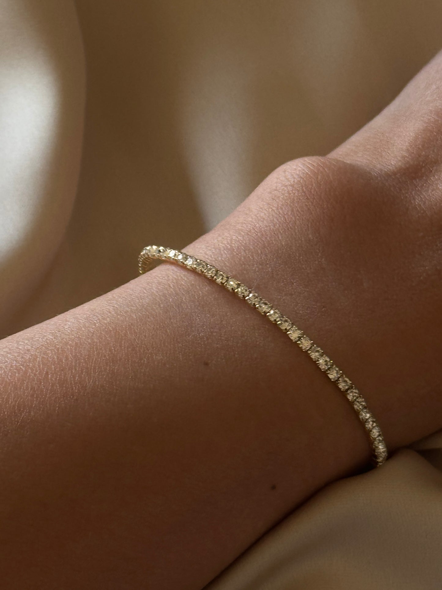 GOLD ALL-ROUND BRACELET