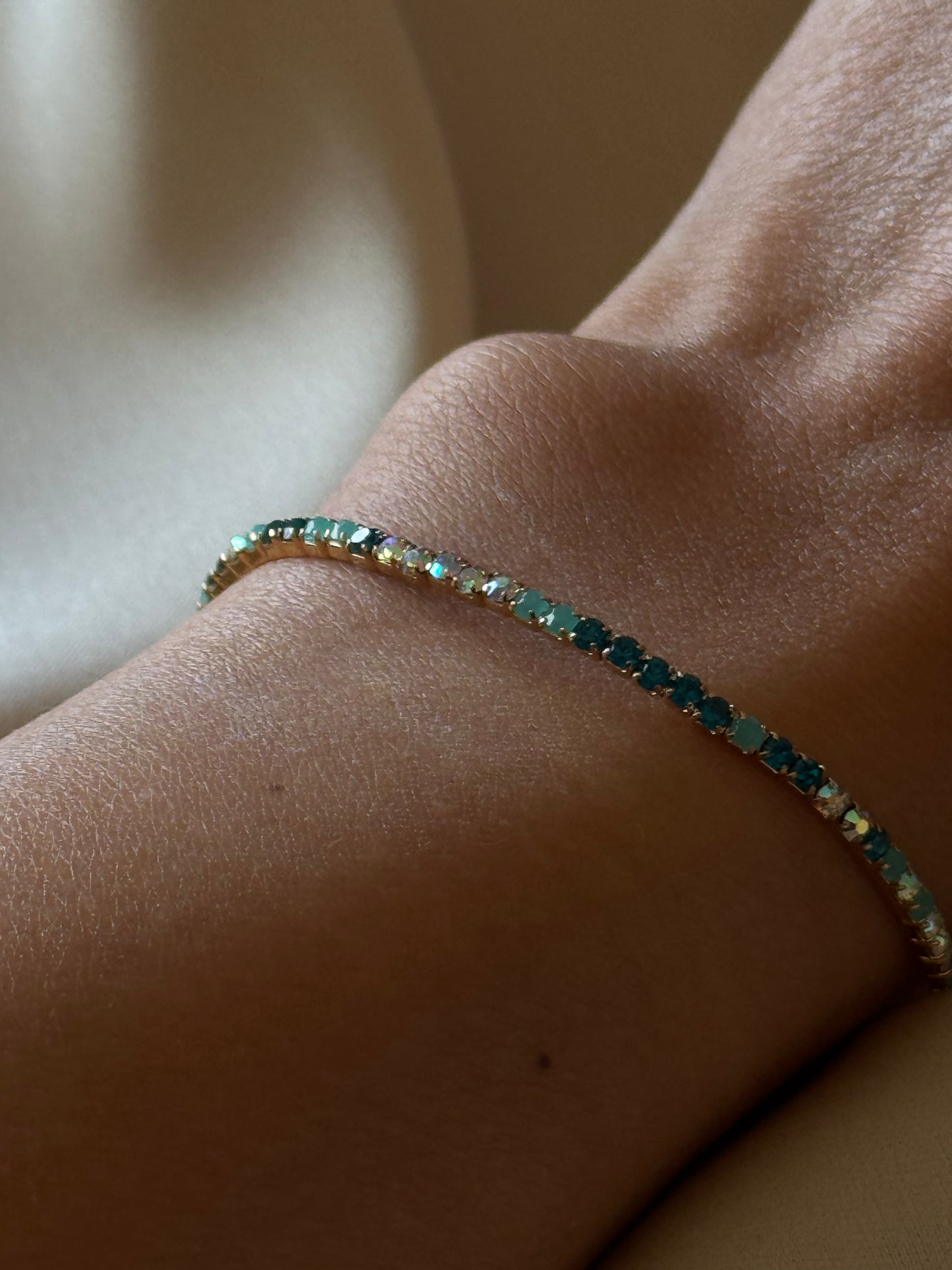 BLUE ALL-ROUND BRACELET