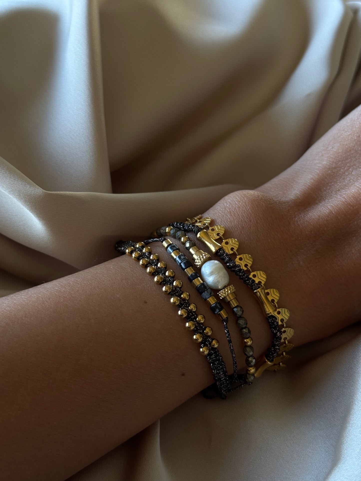 BLACK SET BRACELET