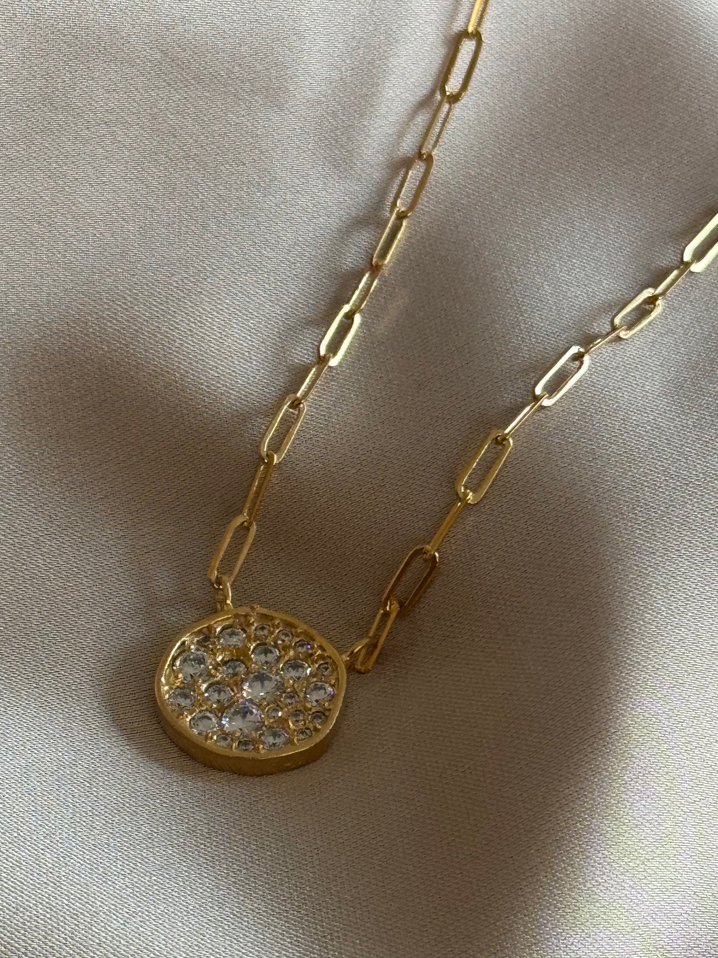 SOLENNE NECKLACE